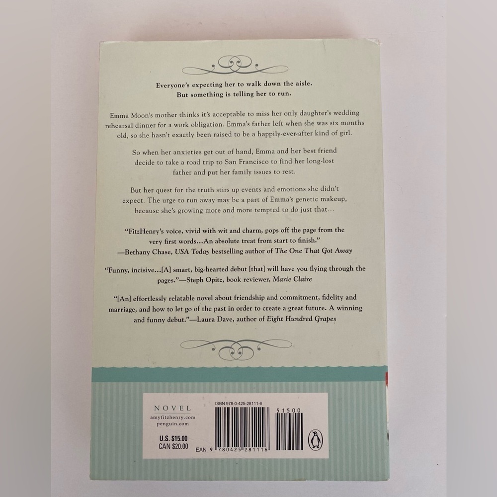 Set of 4 Assorted SoftBack Books by Popular Authors - Great for Any Book Lover - Picture 8 of 11